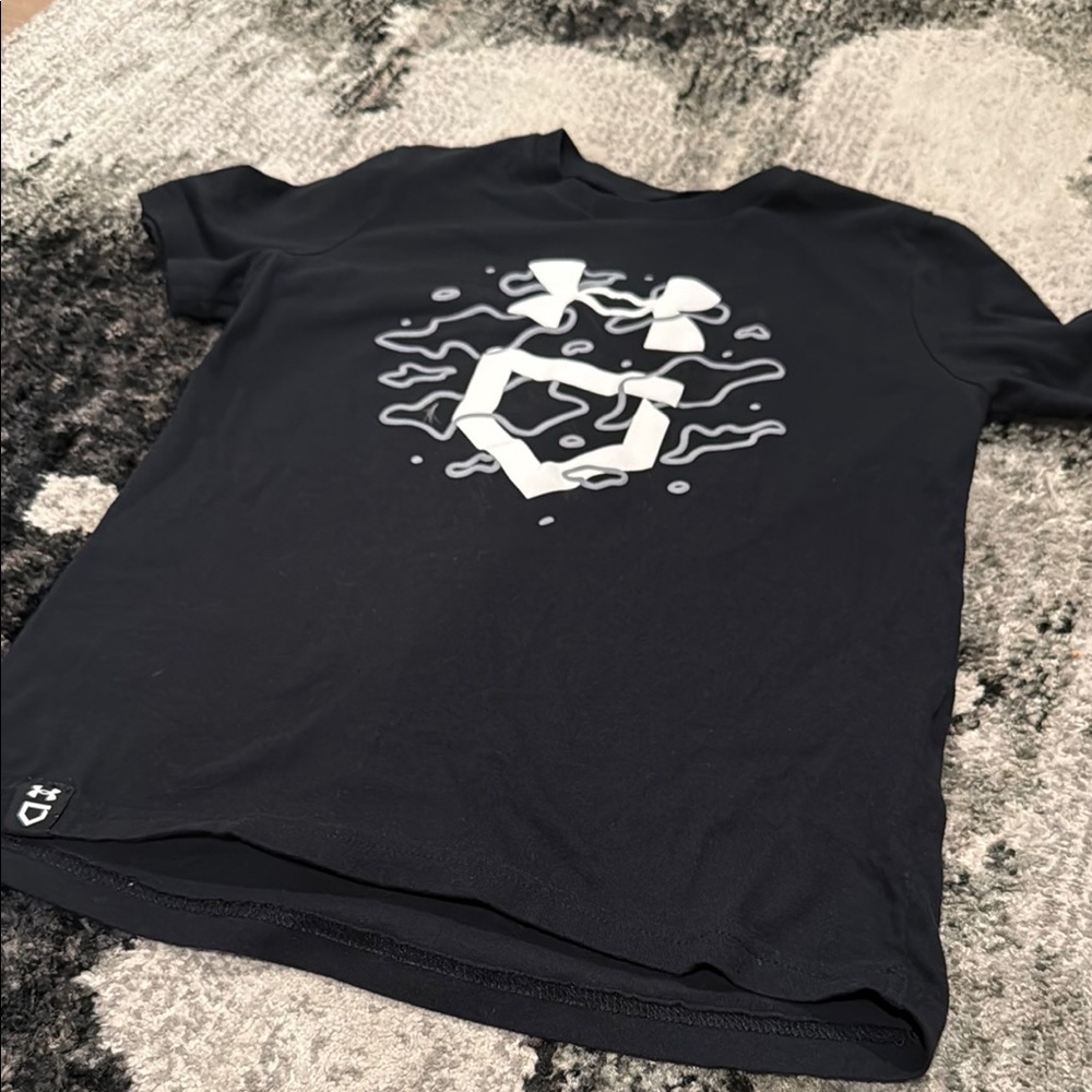 Under Armour Black Short Sleeve Graphic Tee